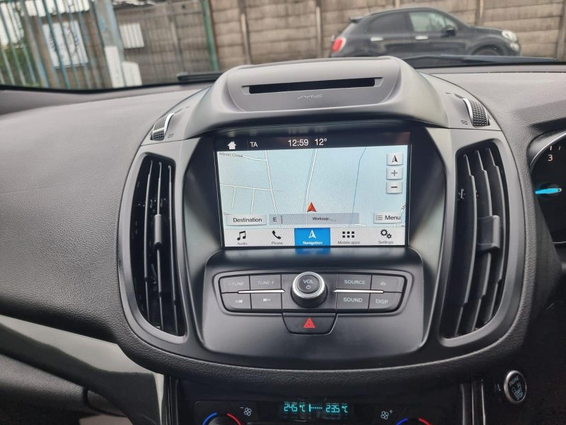 FORD KUGA