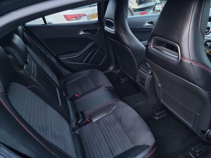 MERCEDES-BENZ GLA CLASS