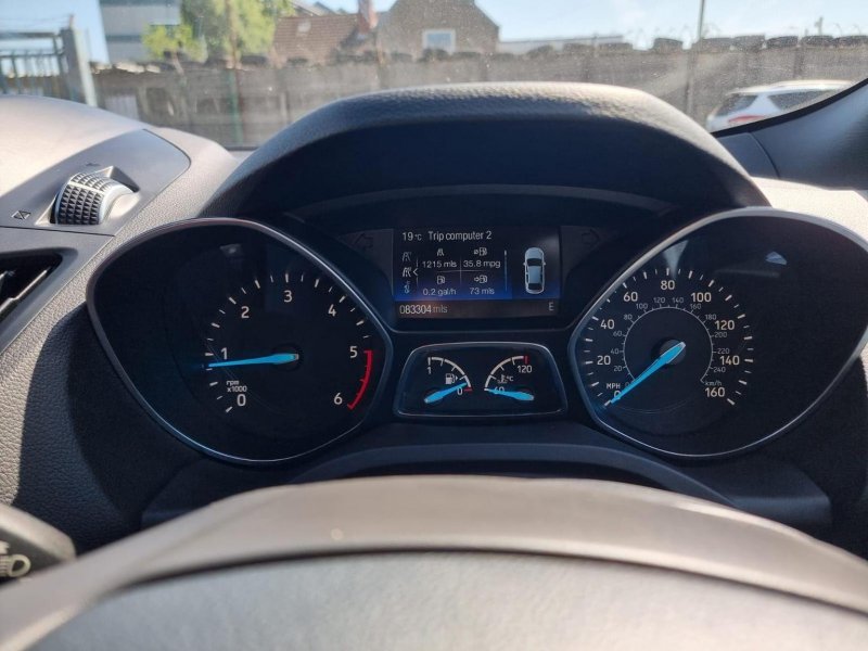 FORD KUGA