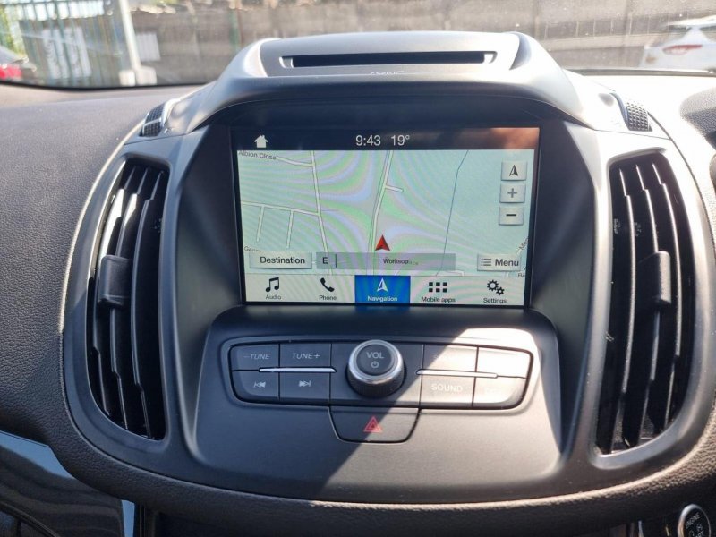 FORD KUGA