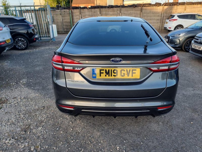 FORD MONDEO